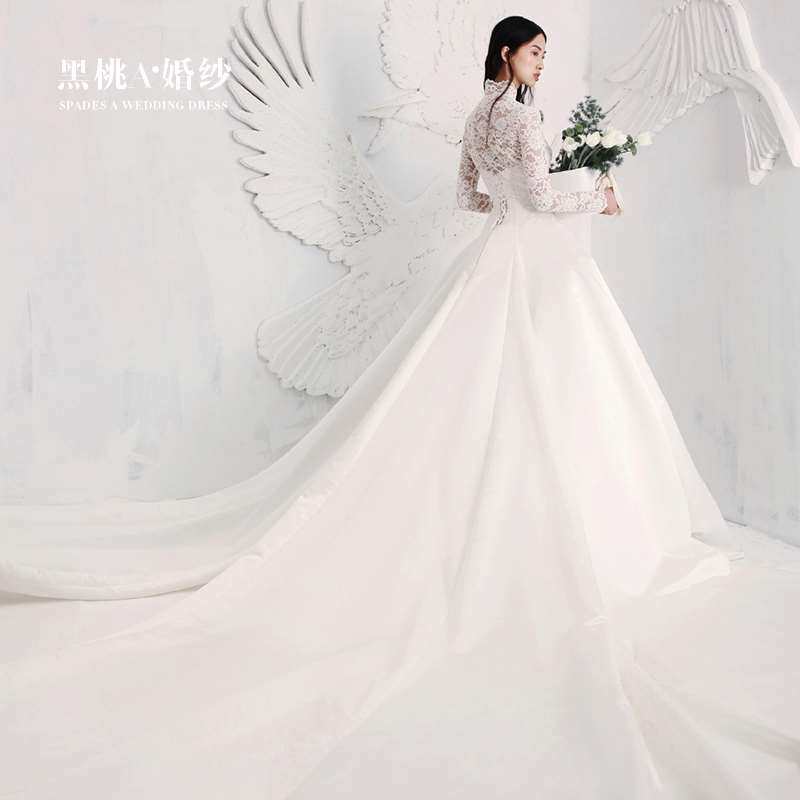 Wedding dress new pattern 2018 Autumn and winter Retro court Long sleeve Stand collar undergarment covering the chest and abdomen Satin Trailing wedding dressin the Women's clothing/Boutique , Wedding/Cheongsam/Formal dress , Wedding  category - from Buy2taobao.com to provide professional Taobao agent buy service