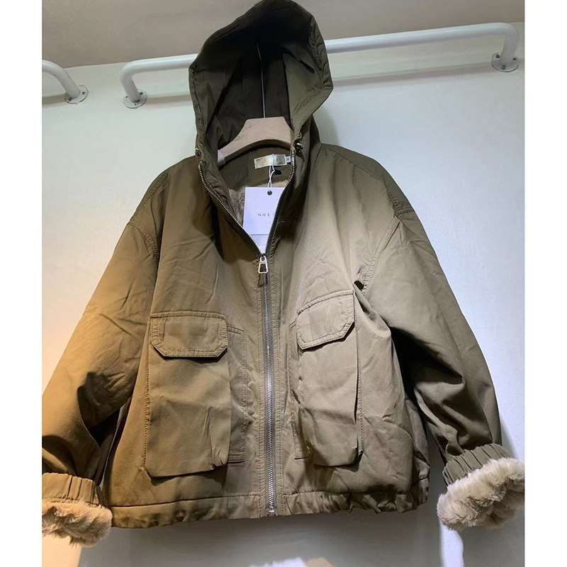 欧洲站冬款派克服加绒厚款韩版宽松百搭时尚女外套2024连帽短装潮