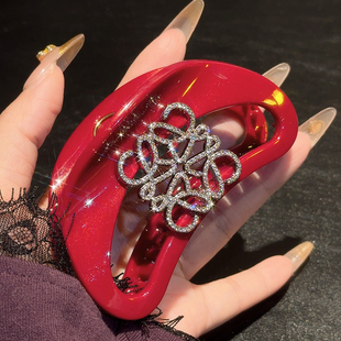 浓颜buff 字母闪钻发夹抓夹后脑勺盘发女大号鲨鱼夹头饰 超显白