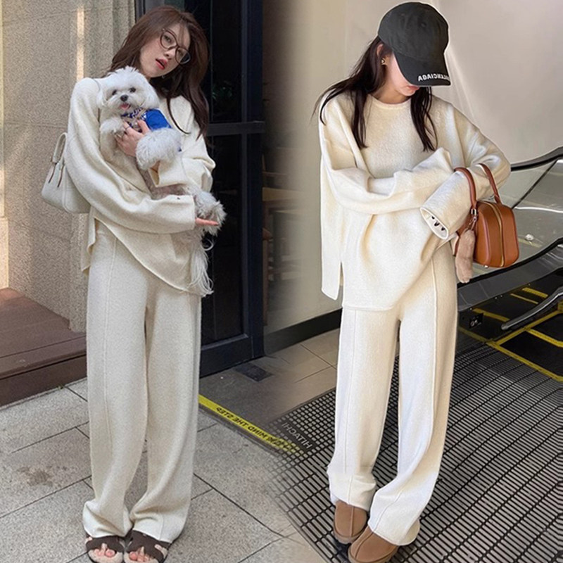 출산 착용 가을 정장 2024 새로운 임신 어머니 착용 게으른 스타일 탑 가을 겨울 대형 스웨터 투피스 세트