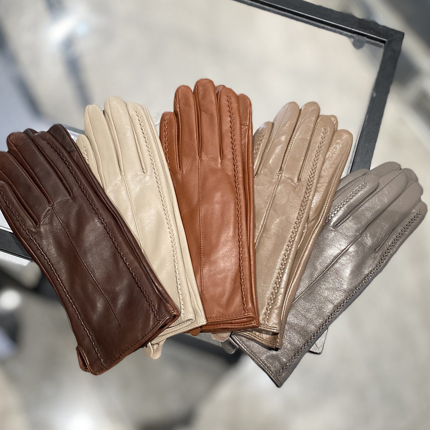 美拉德色系秋冬真皮手套女秋冬保暖开车骑行羊皮手套触屏手套送礼,服饰配件/皮带/帽子/围巾,手套,淘宝优惠券,粉丝福利购,淘宝优惠卷