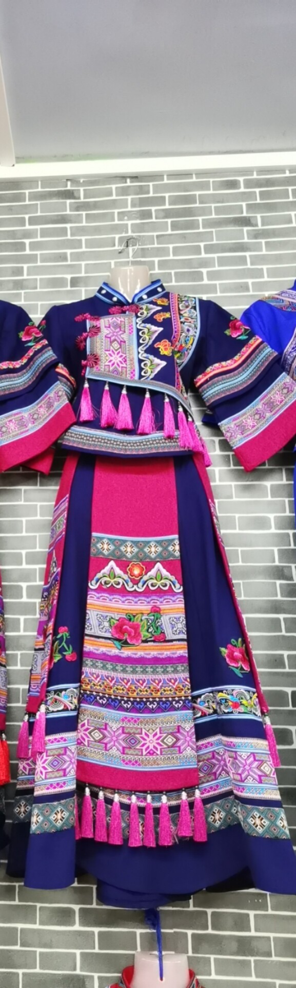 纳福彩绣 壮族服饰广西武鸣三月三活动服装现代改良壮服女成人款