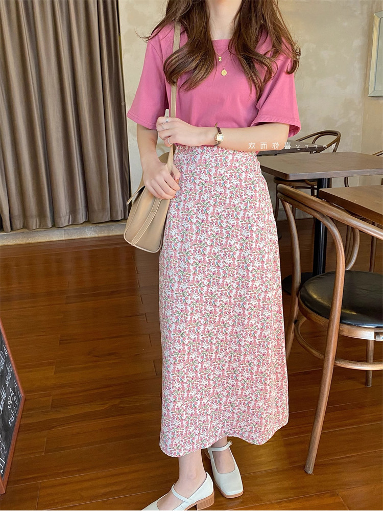 French Chic Pink Floral Chiffon Skirt - Petite Summer Essential! - Product image 4