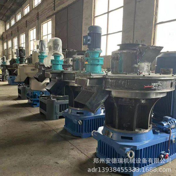 全自动生物质木材制粒机 环膜锯末造粒机 现货22kw木材造颗粒机
