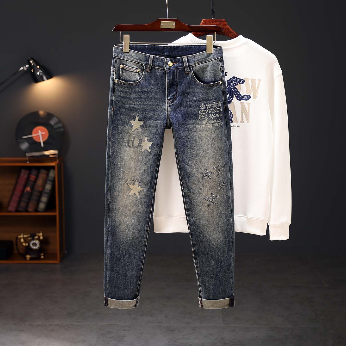 高端烫钻印花牛仔裤2025新款男款