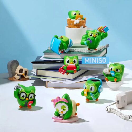 现货正品名创MINISO多邻国随地大小学系列手办盲盒潮玩摆件礼物女