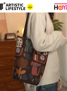 弘娜×耳 可爱复古卡通插画上班大容量水桶包包拎包布包新款女包