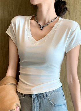 8302夏装新款修身正肩V领短袖打皱T恤女收腰显瘦高级感上衣小众款