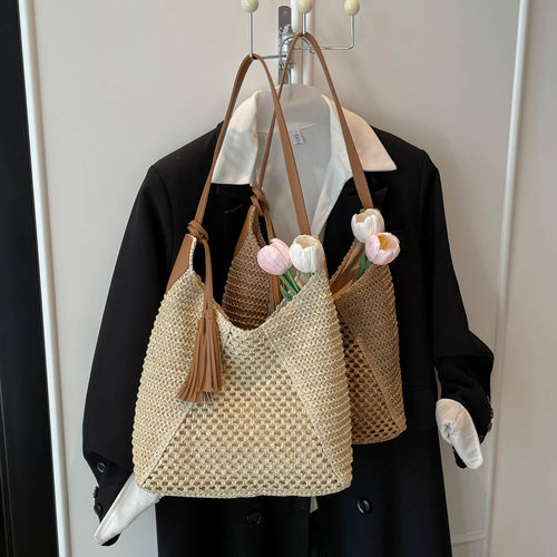 时尚休闲个性质感简约新款单肩包