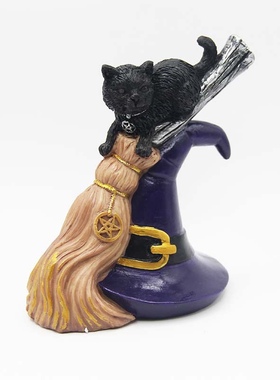 2023跨境新款 Bewitched Black Cat Ornament 黑猫树脂工艺品摆件