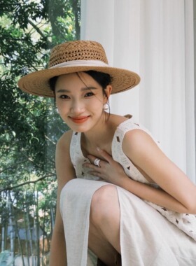 法式复古平顶帽子女夏度假海边巴拿马草帽沙滩帽草编遮阳防晒礼帽