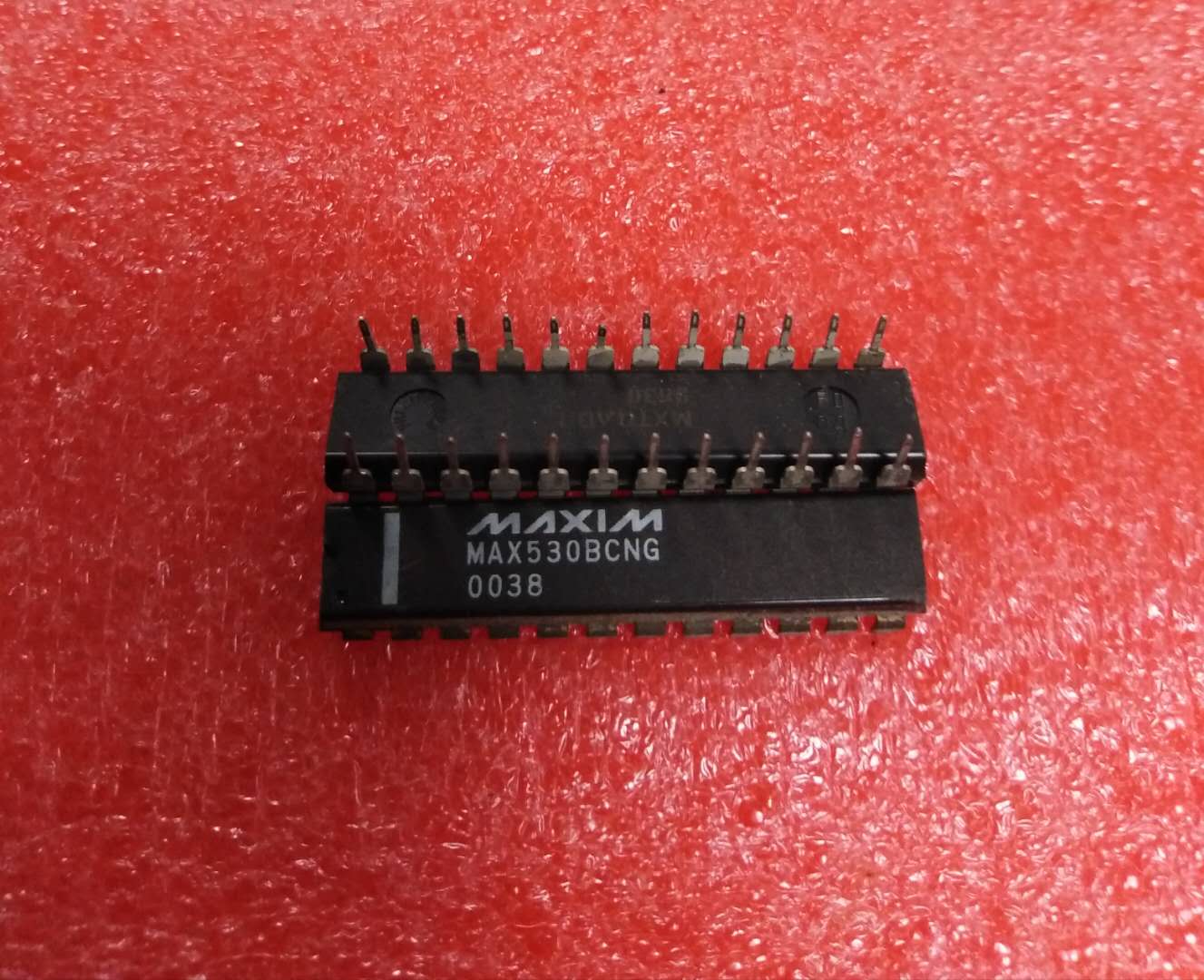 MAX530ACNG  MAX530BCNG    进口拆机测试好 现货保证质量