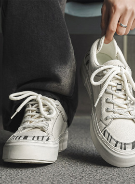 帆布鞋男2025春季新款低帮薄款透气百搭潮欧美黑色休闲板鞋