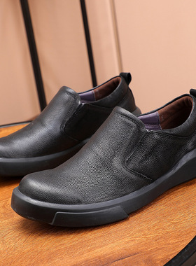 2020真皮男士皮鞋男牛皮商务休闲鞋圆头套脚软底爸爸鞋黑色