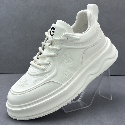 春季男鞋真皮透气小白鞋新款高端休闲板鞋轻便厚底内鞋a25218