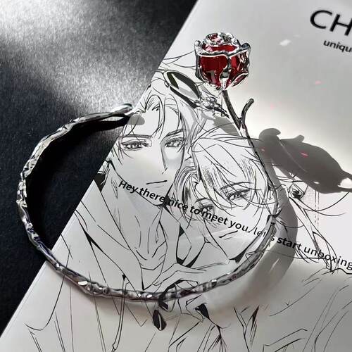 以瑰之名~玫瑰花藤蔓缠绕