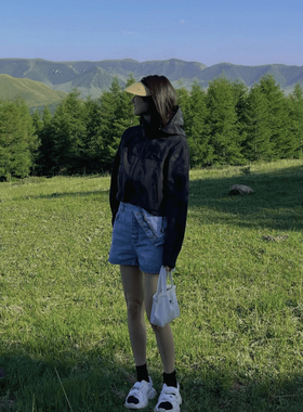 台州鸟家同款户外冲锋衣女款软壳防风防水登山短款潮流穿搭露营