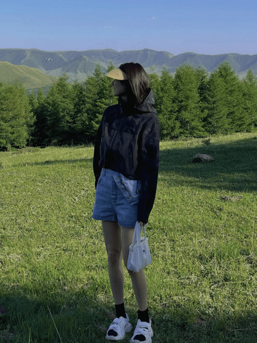 台州鸟家同款户外冲锋衣女款软壳防风防水登山短款潮流穿搭露营