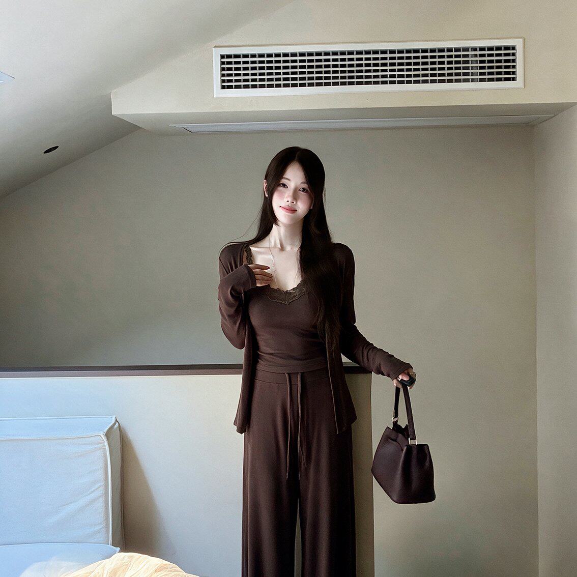 实拍大码慵懒风套装纯色长袖开衫叠穿吊带背心女秋季休闲裤三件套