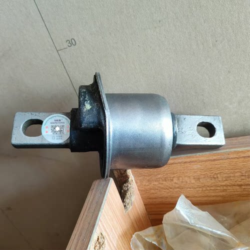 丘比特M3后桥胶套衬套