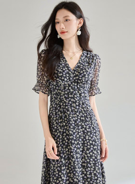 25夏季法式紫色碎花茶歇裙收腰显瘦V领轻薄雪纺印花中长裙25095