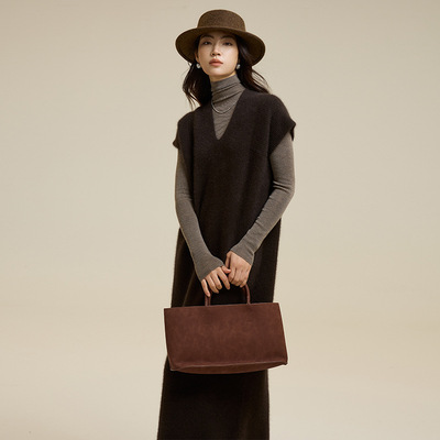 法式优雅 浣熊绒针织背心裙女羊毛内搭打底毛衣长款V领连衣裙