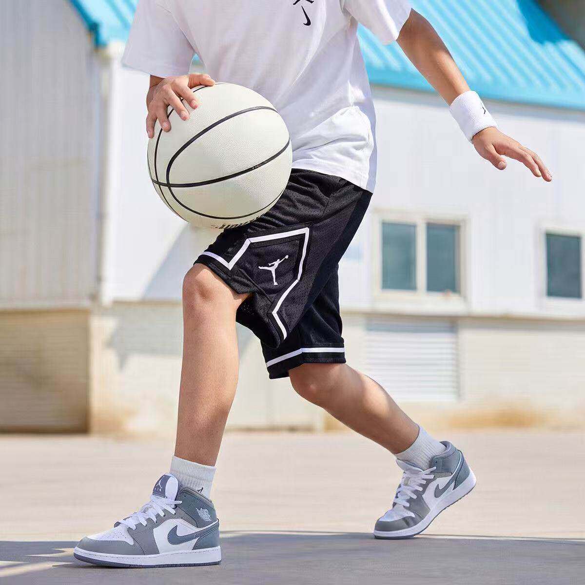 Jordan童装男童短裤篮球运动五分裤2026夏季新款儿童裤子网眼透气