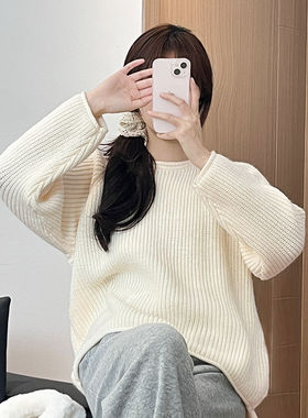 白色毛衣女秋冬季2026新款外穿韩版宽松软糯慵懒风小个子针织上衣