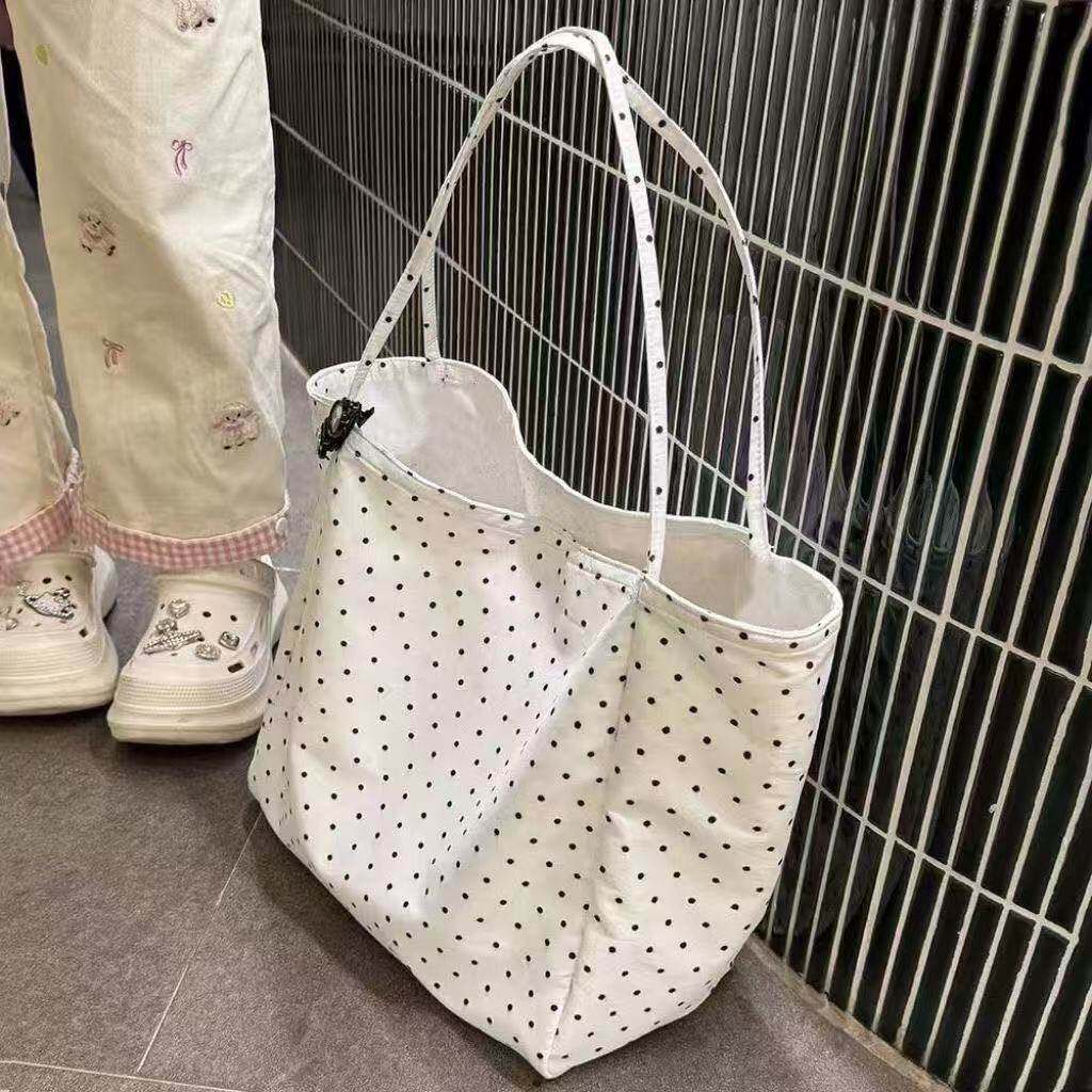 日韩大容量帆布包2025波点新款韩版韩系托特单肩学生少女百搭通勤