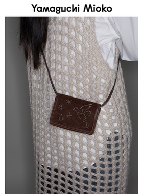 山口美袋“星月鸽子”联名款原创牛皮绒真皮拼接复古翻盖斜挎小包