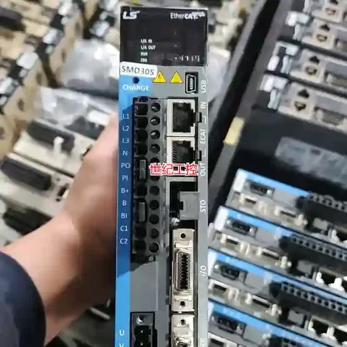 [议价]L7NHA004U，韩国LS伺服，400W，很新的，