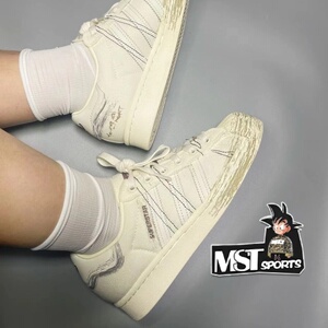 Adidas三叶草米白兔子贝壳头板鞋