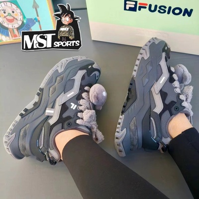 FILA斐乐海盗熊硬糖休闲老爹鞋