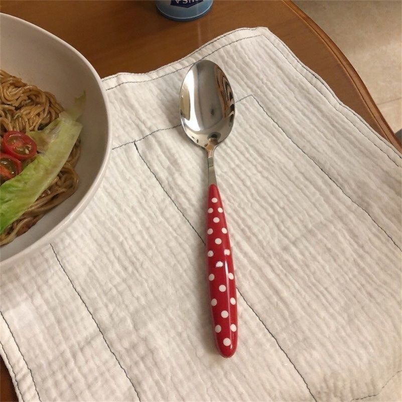 ins红色韩国波点勺甜品西餐高颜