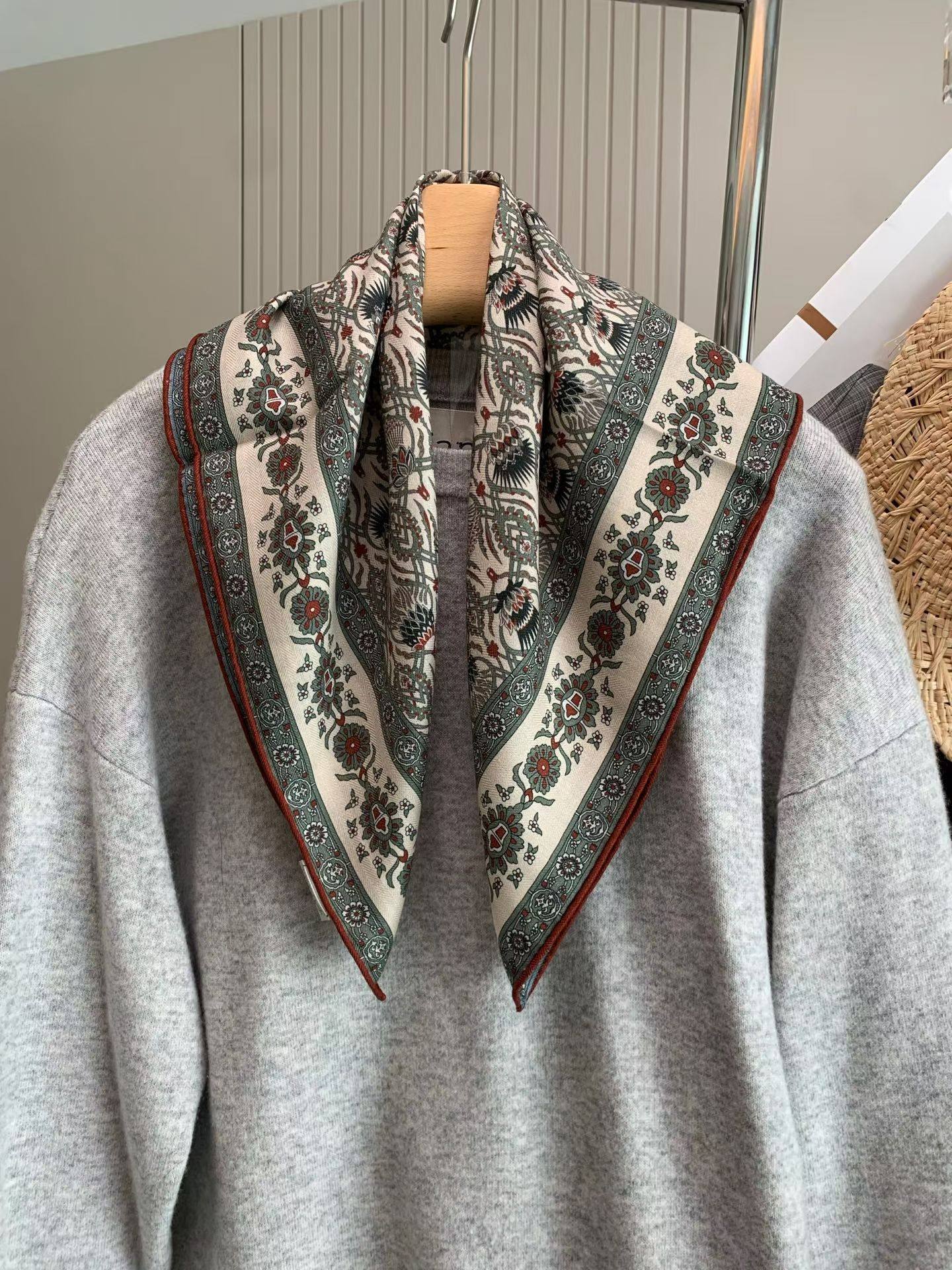 薊花物语真丝羊毛双面异色丝巾65方巾围巾秋冬新款老钱风波西米亚