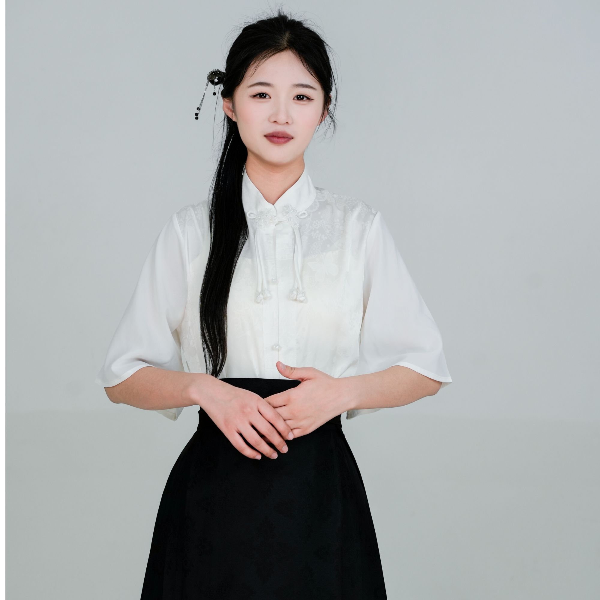 大码女装新中式国风盘扣短袖衬衫夏季显瘦遮肚子搭配马面裙的上衣
