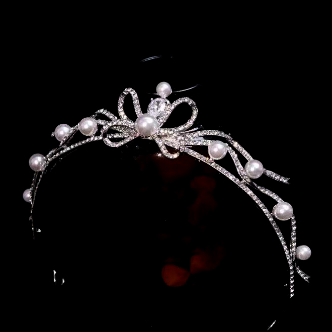 时尚简约新娘结婚头饰婚纱礼服皇冠韩式仙美珍珠蝴蝶结生日女王冠