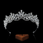 新款 新娘头饰超仙水钻皇冠婚纱礼服配饰影楼旅拍写真造型发箍王冠