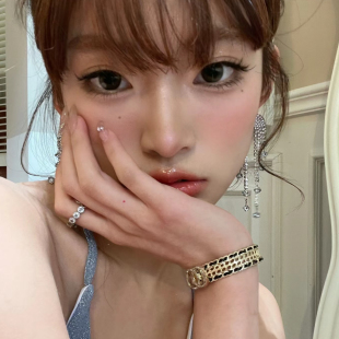 小红书博主同款 编织穿皮工艺手镯女欧美小众设计轻奢气质百搭手饰