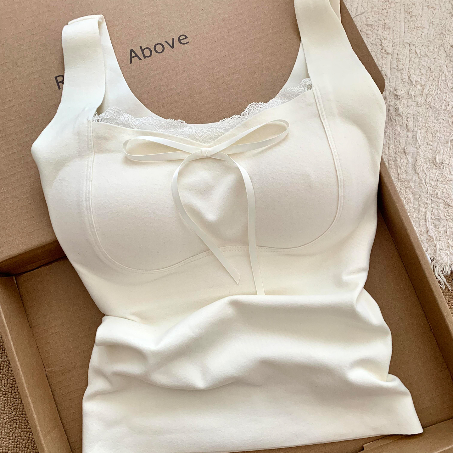 这美腻吊带好喜欢！！