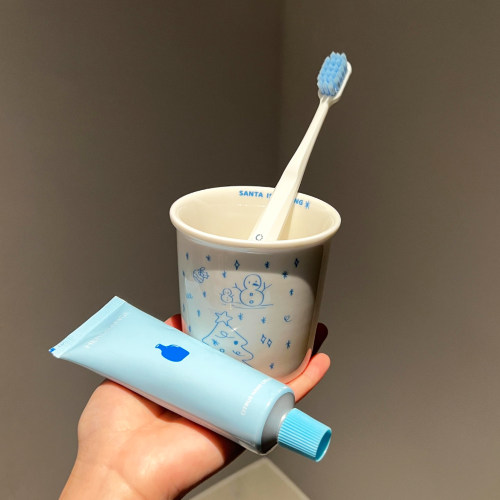 圣诞雪人洗漱杯高颜值牙杯手握漱口杯家用喝水杯子咖啡杯