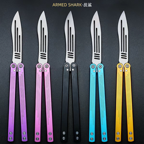 战鲨疾风V2蝴蝶刀训练练习刀蝴蝶折叠刀甩手刀玩具刀安全未开刃