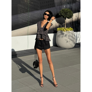 VanessaLab私服 法式蕾丝花边深灰色雪纺衫女度假风深V小飞袖上衣