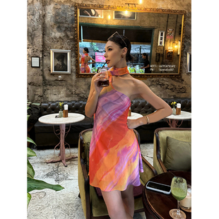 VanessaLab 夏季度假彩色优雅气质露背绑带飘带中长款A字连衣裙