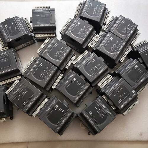 可议价PLC模块 DVP08XN211T DVP02DA-