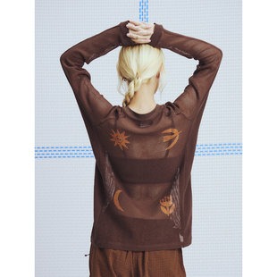 口袋长袖 MOUNTAINFEVER 日月花鸟手绘插画 镂空网眼面料 TEE AW25