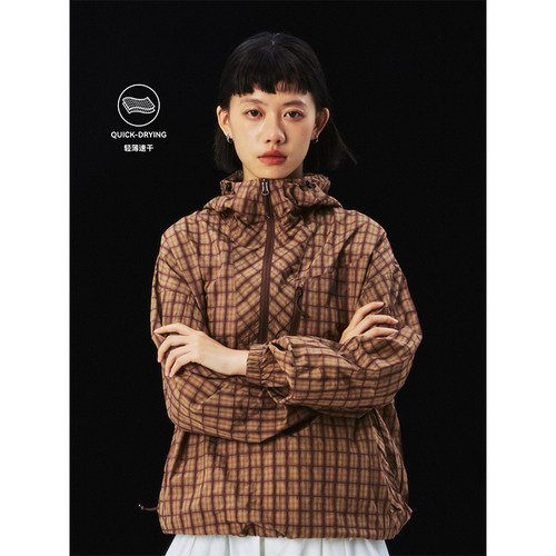 高山热格纹BAJA连帽半拉链风衣