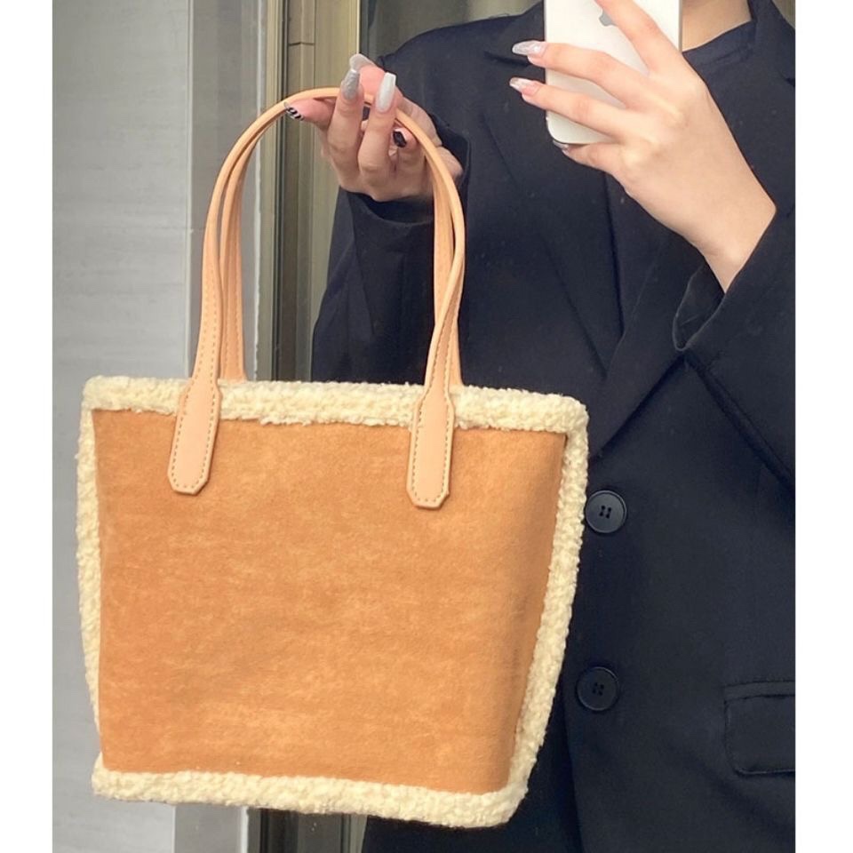 羊羔毛水桶包新年新款复古托特包时尚百搭手提包秋冬季毛绒包