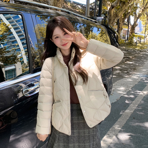 新国标90白鸭绒羽绒服女短款外套