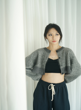 MACQNF秋冬2023高品质马海绒短款开衫女轻奢贵气保暖外套MQ89152